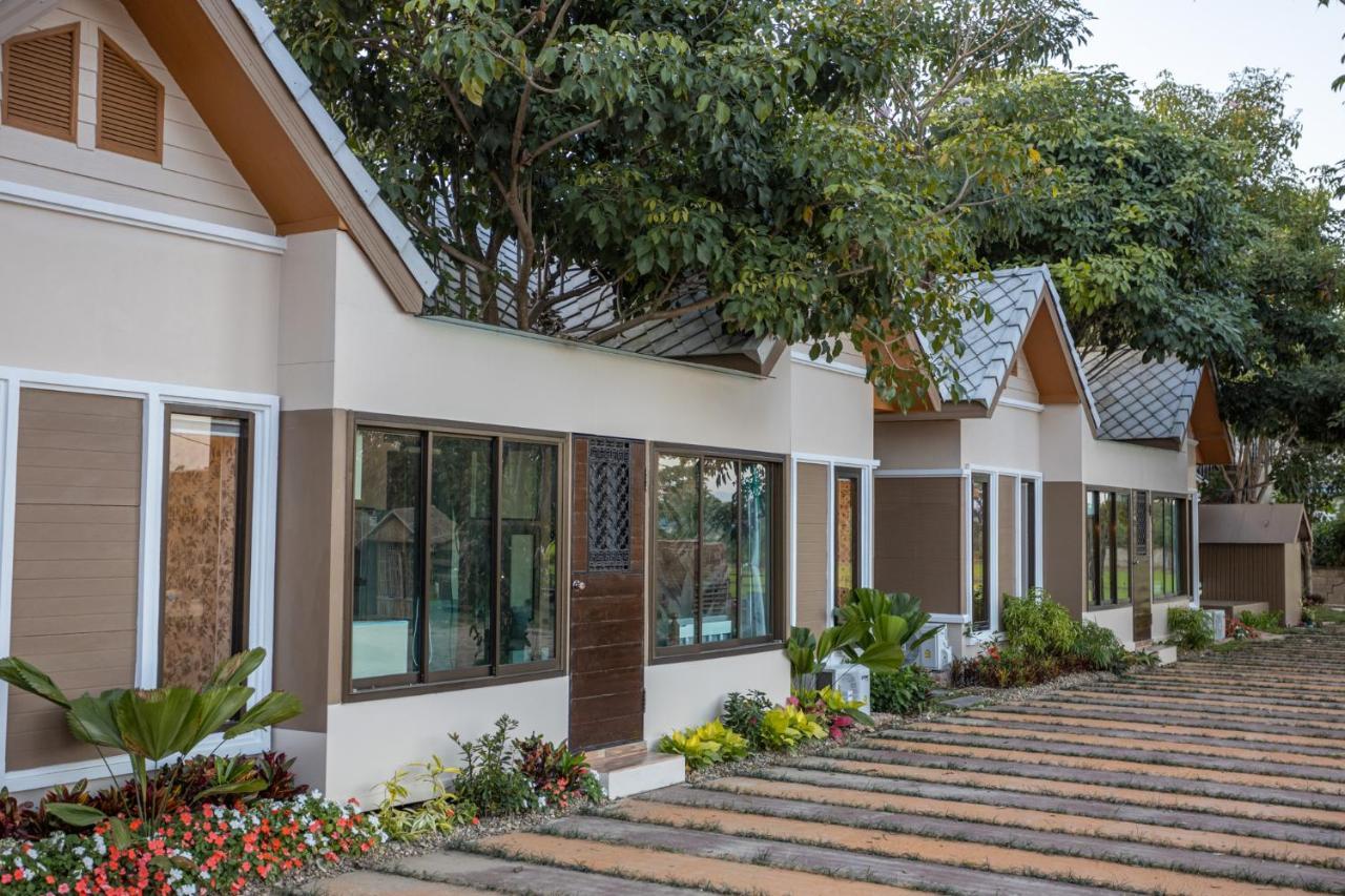 Mana-An Lake Hill Resort Villa Chiang Mai Exterior photo
