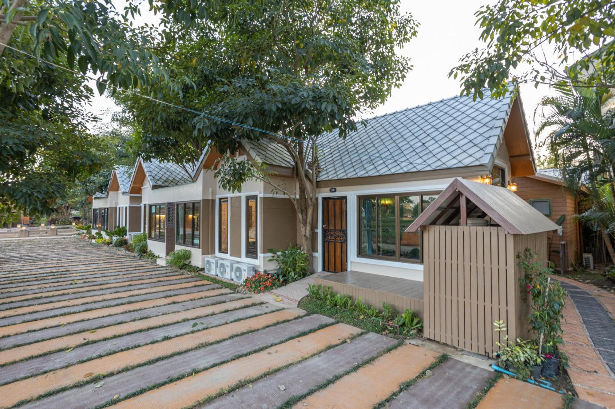 Mana-An Lake Hill Resort Villa Chiang Mai Exterior photo